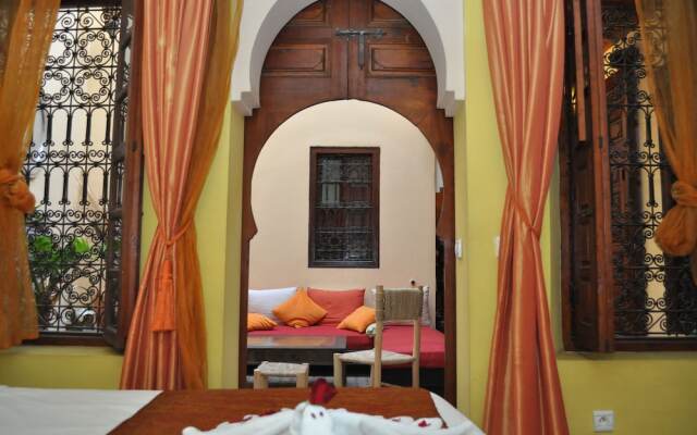 Cozy Room in the Heart of Ancient Medina Riad