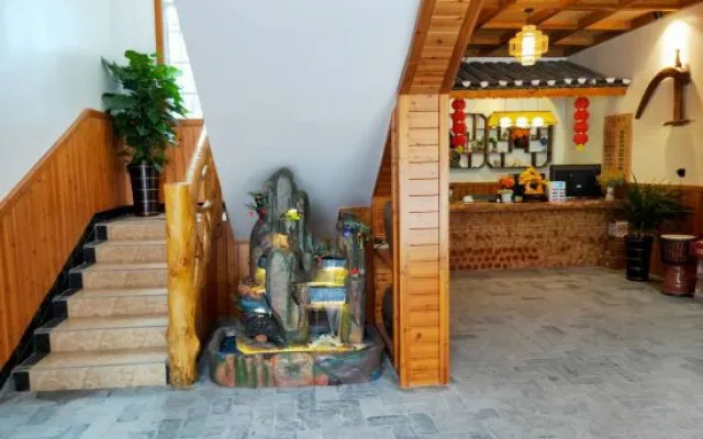 the Countryside Waterfall Homestay