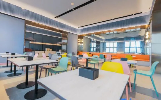 HanTing Hotel (Wuhan Optics Valley High-Agriculture Biotechnology Park Zone 2) – Entertainment – Wuhan