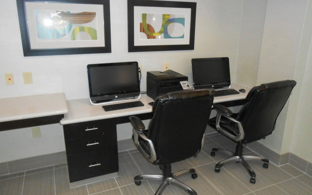 Holiday Inn Express Hotel & Suites Houston NW-Brookhollow by IHG