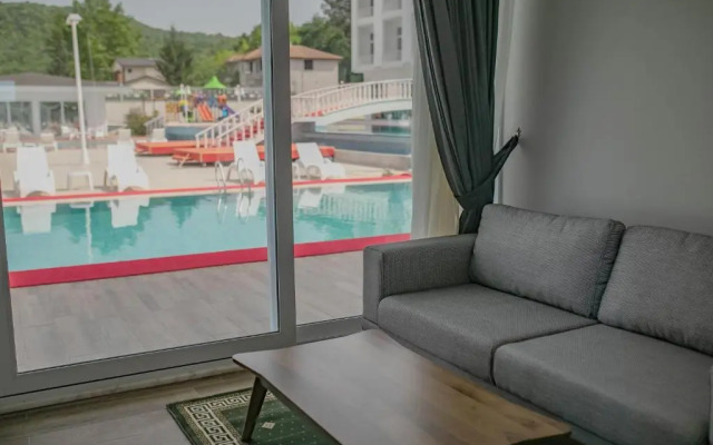 Mourouj Gloria White Palace Hotel & SPA
