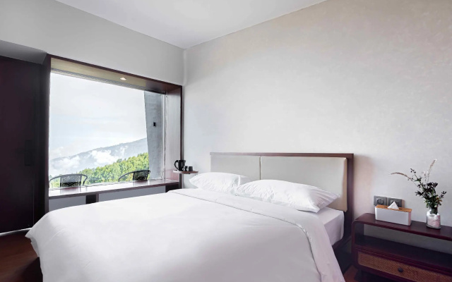 ARTOTEL Cabin Bromo
