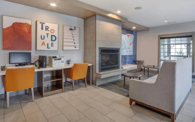 Comfort Inn & Suites-columbia Gorge West