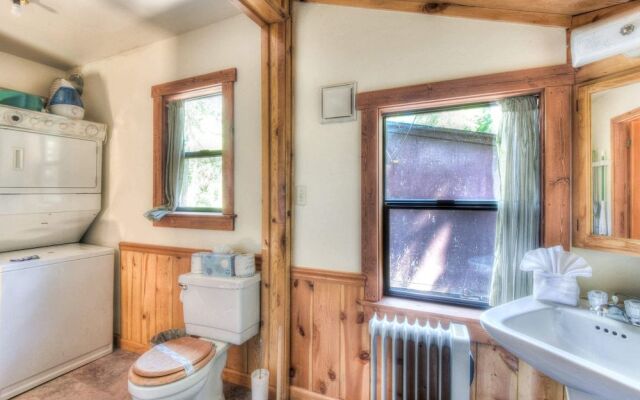 Moonlight Cove w/ Grill Tahoe Beach Next Door!