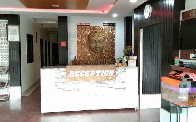 Hotel Grand S M Regency