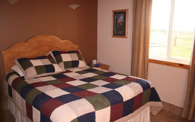 Happy Trails Campground & Cabins