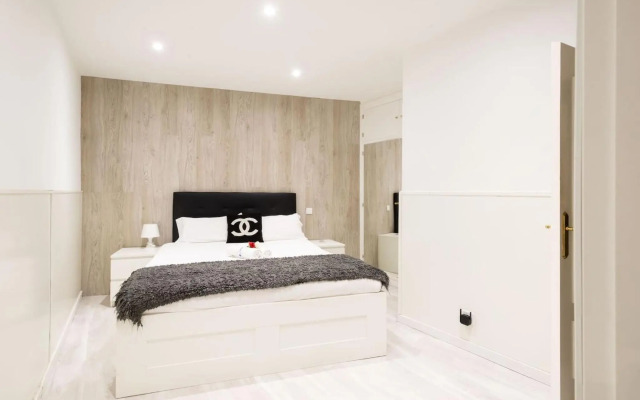 Apartamentos Day Madrid MOLINO Centro Gran Via Sol Malasaña