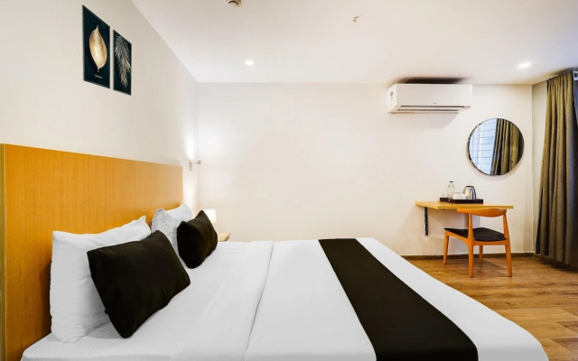 Premium Stays at Oak Indranagar