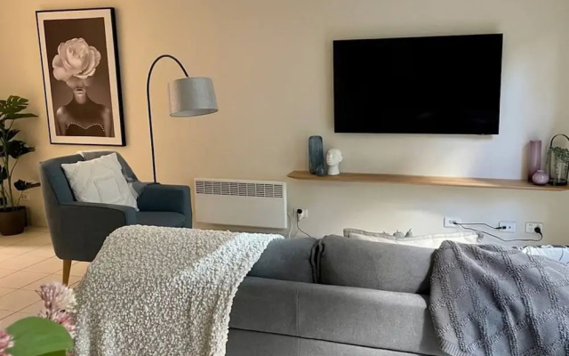 Morgan Place Central Melbourne CBD Apartment on Flinders Lane Late Check-out Complimentary Welcome Hamper – Guest Rooms – Melbourne