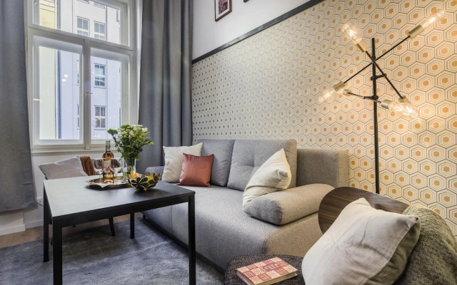Royal APTs Prague by Michal&Friends
