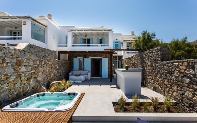 Villa Akoya II by The Pearls Collection