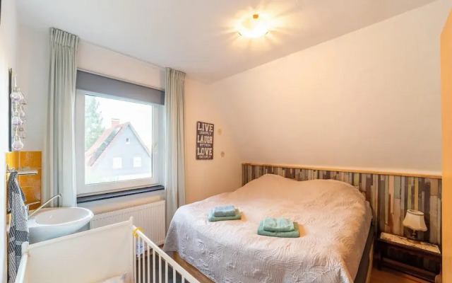 Cosy Holiday Home Yalet in Brilon-wald