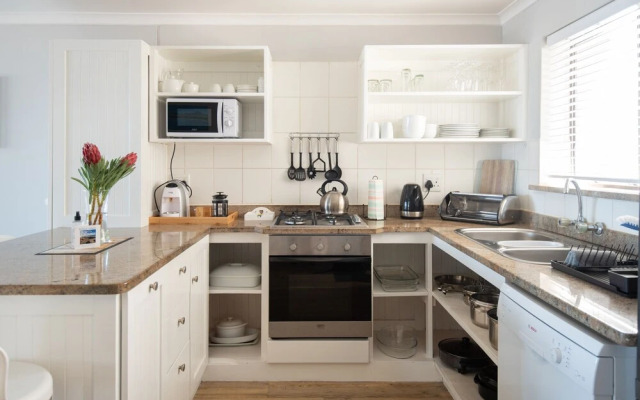 Picnic Rock Seaside Accommodation