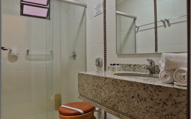 Sandri City Hotel