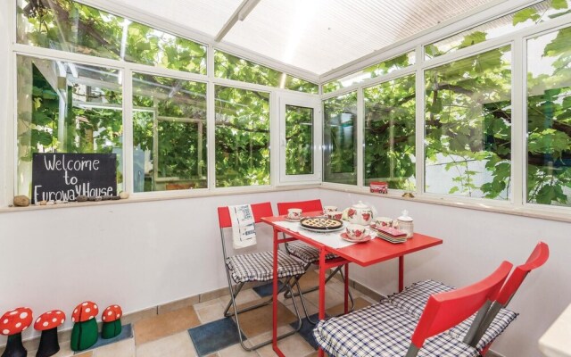 Amazing Home in Kastav With Wifi and 2 Bedrooms