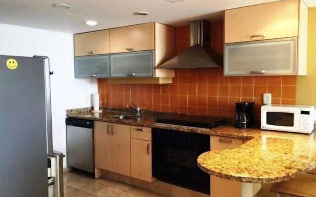 Condo Portofino Carbajal