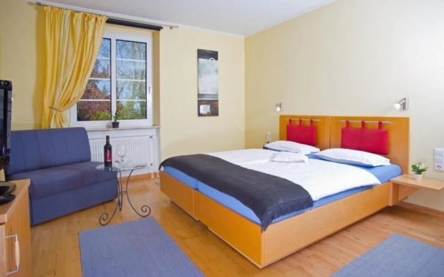 Rotenberg PT Hotel