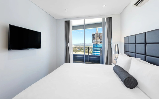 Meriton Suites Broadbeach, Gold Coast