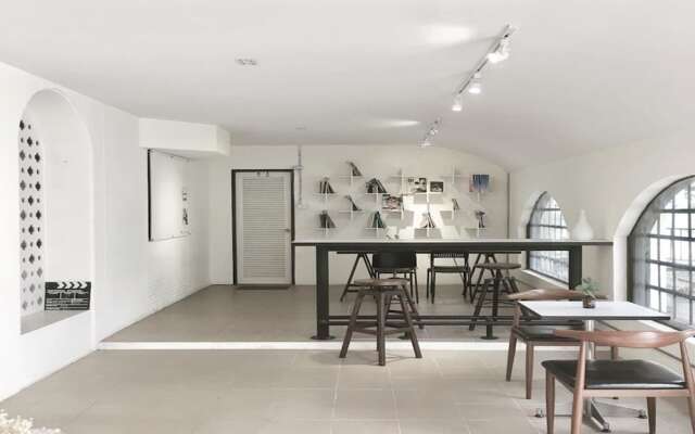 Bed Space 2 Get Space