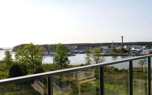 Apartment Overlooking the River, Sauna, Dziwnow