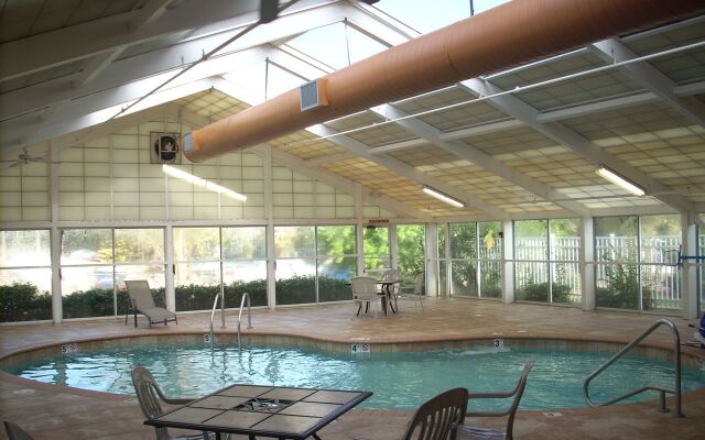 Best Western Plus Vermilion River Inn & Suites