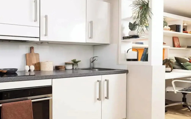 Student Only Stylish Ensuite Drapery