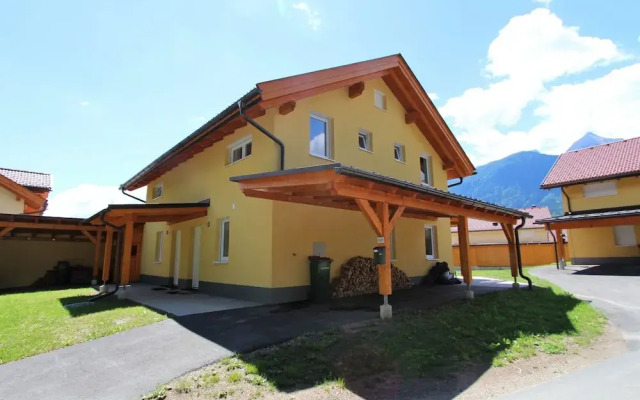 Luxurious Chalet in Kotschach-mauthen Near Ski Area