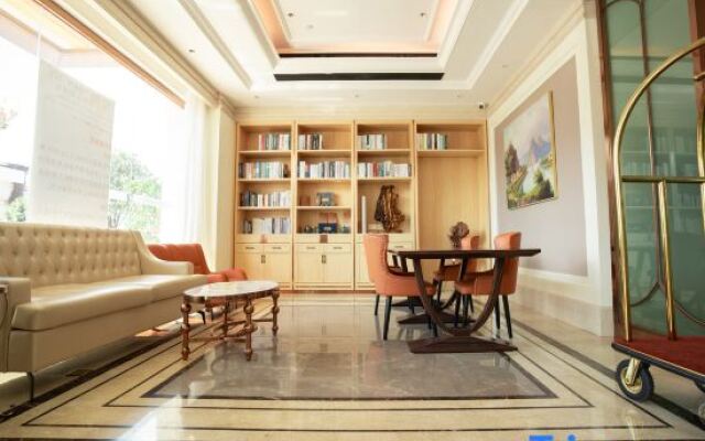 Vienna Hotel (Huili Ancient City Hotel)