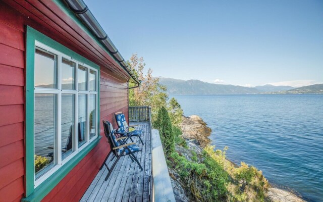 Amazing Home in Balestrand With 2 Bedrooms