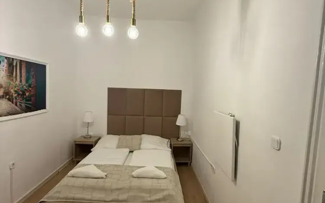 Smart 2BR Apt Close to Westbahnhof