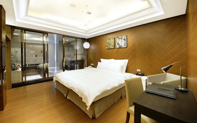 UINN RELAX HOTEL (New Taipei Linkou)