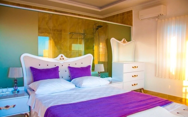 Villa Akca by Akdenizvillam