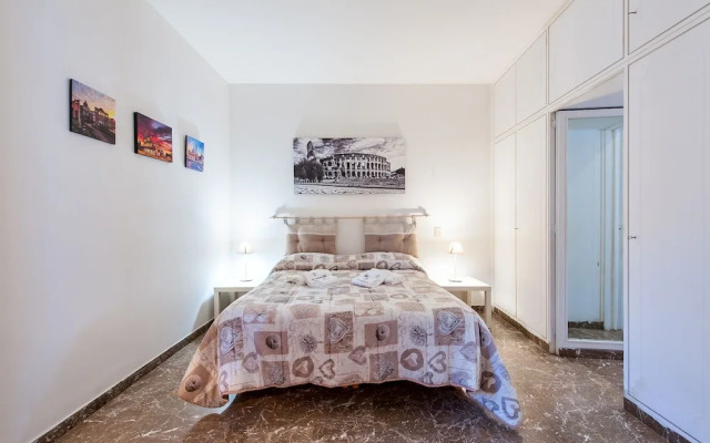 Spanish Steps Apartment