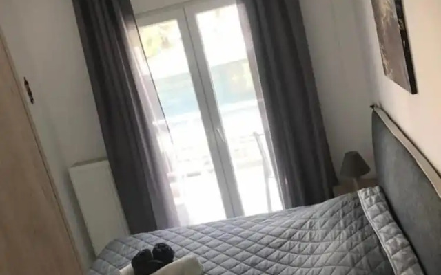 Cozy Apartment With two Bedrooms With a sea View
