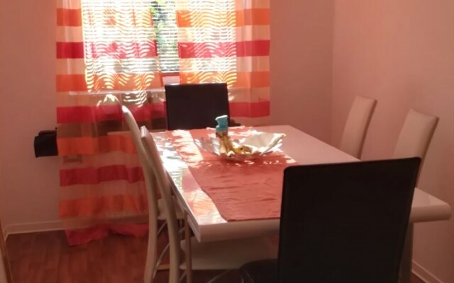 Private Apartment Würzburger Straße