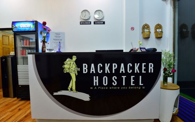 Backpacker Hostel - Adults Only