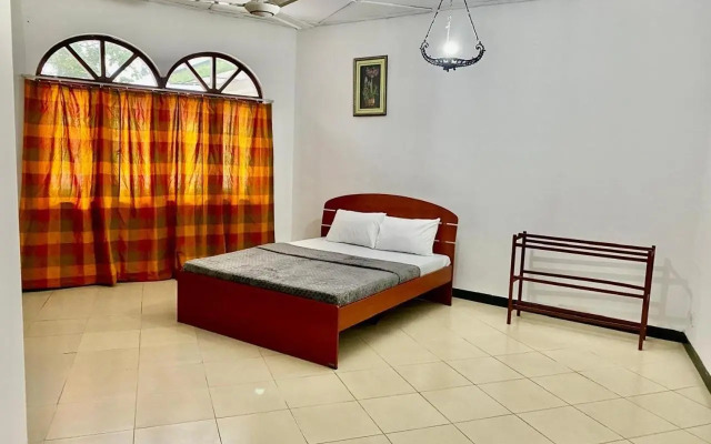 Royal Mount Hotel
