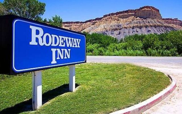 Cathedral Valley Inn
