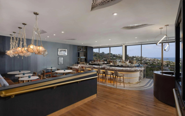 Hotel La Jolla, Curio Collection by Hilton