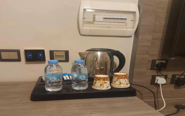 OYO 619 Al Smou Hotel Apartments