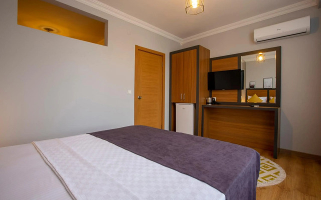 Roda Beach Resort & Spa