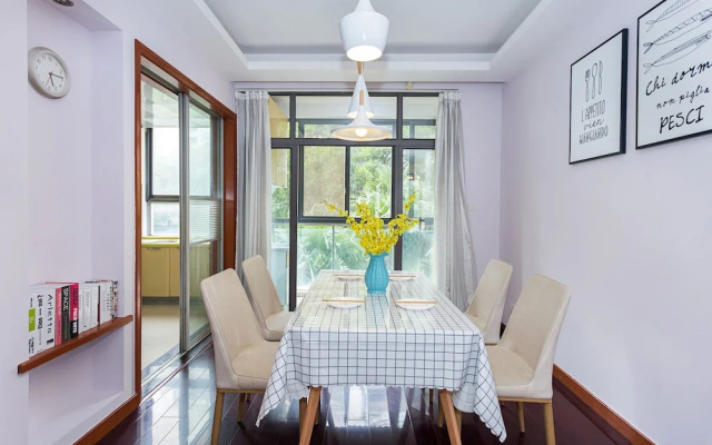 Good Time Travellers Inn Shanghai New International Expo Apartment