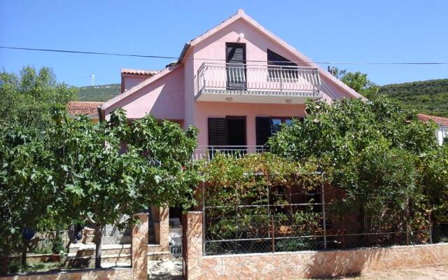 Apartment Vrulje