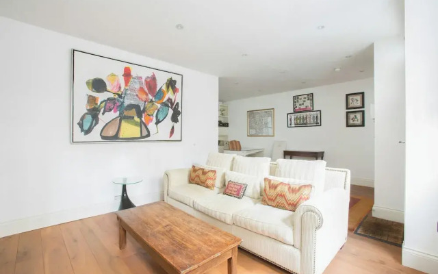 Courtfield Road II by Onefinestay