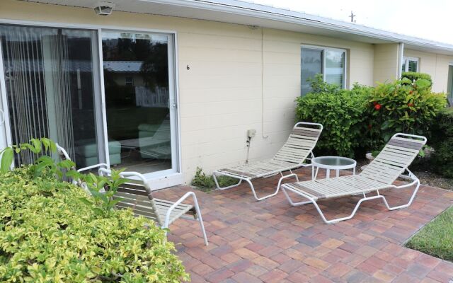 Jamaica Royale - 006 - 1 Br Condo