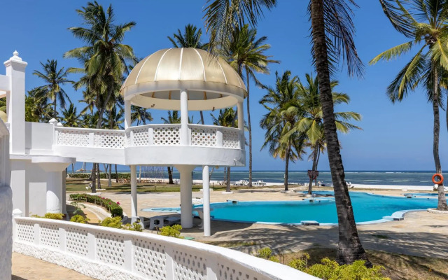 Sun N Sand Beach Resort