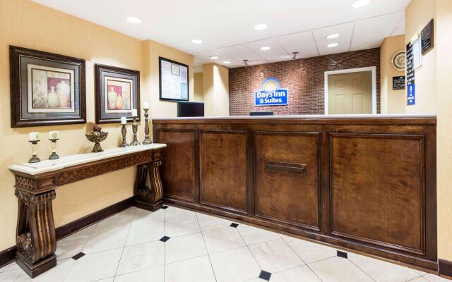 Days Inn & Suites by Wyndham Prattville-Montgomery