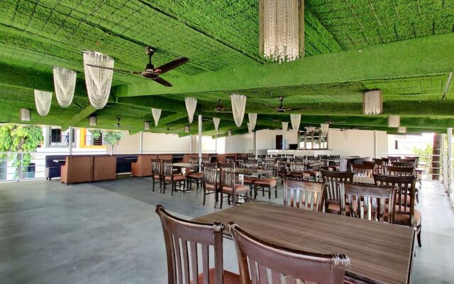 Golden Chariot Hotel Daman