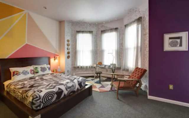 Queen Anne Bed And Breakfast