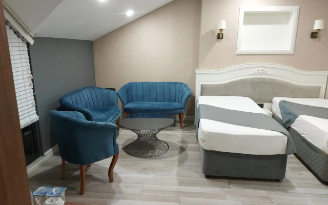 White Golden Suite Hotel